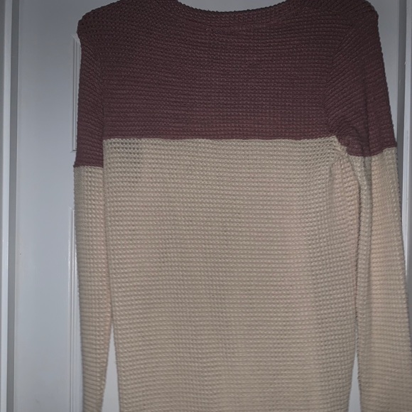 i’m selling this super cute sweater - Picture 2 of 3